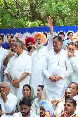 'आप' सरकार के खोखले वादों और झूठे बदलाव के खिलाफ कांग्रेस का हल्ला-बोल