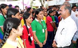 विद्यार्थियों ने बेबाकी से पूछे सवाल, मुख्यमंत्री ने दिए जवाब