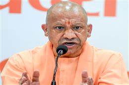 SIR पर CM योगी बोले- 'अपात्र नाम हटाना भारत की सुरक्षा, एकता और अखंडता के लिए अनिवार्य', युवाओं से की खास अपील