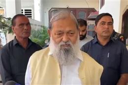 ऊर्जा मंत्री अनिल विज का कांग्रेस और विदेशी ताकतों पर तीखा हमला, कहा– देश में अराजकता फैलाना चाहती है कांग्रेस