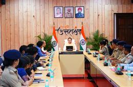 एक नवंबर तक पूरे हों सीवर-पेयजल पाइपलाइन के अधूरे कार्य, खोदी गई सड़कों की तत्काल मरम्मत: सीएम धामी