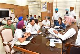 वित्त मंत्री चीमा द्वारा स्वास्थ्य विभाग के कर्मचारियों की मांगें तुरंत हल करने के निर्देश; 11 यूनियनों के साथ बैठकें कीं