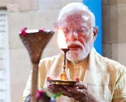 नवरात्र के नौवें दिन पीएम मोदी ने मां सिद्धिदात्री को किया नमन, शेयर किया देवी स्तुति का भजन