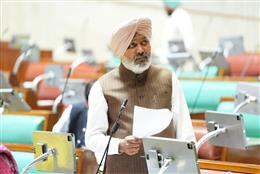 पंजाब विधान सभा द्वारा आपत्तिजनक शब्दावली के मामले में कांग्रेसी विधायक सुखपाल खैहरा को सत्र के बाकी रहते समय के लिए निलंबित करने का प्रस्ताव सर्वसम्मति से पारित