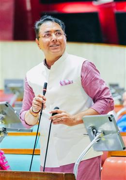 भारत में संस्थाओं की विश्वसनीयता गंभीर संकट में, लोगों को ‘निर्वाचित तानाशाही’ की ओर धकेला जा रहा है: अमन अरोड़ा ने चुनाव आयोग की स्वायत्तता के मुद्दे पर केंद्र सरकार की कड़ी आलोचना की