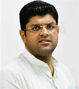 रेलवे के बाद पावर सेक्टर को भी निजी हाथों में सौंप रही भाजपा सरकार - दुष्यंत चौटाला